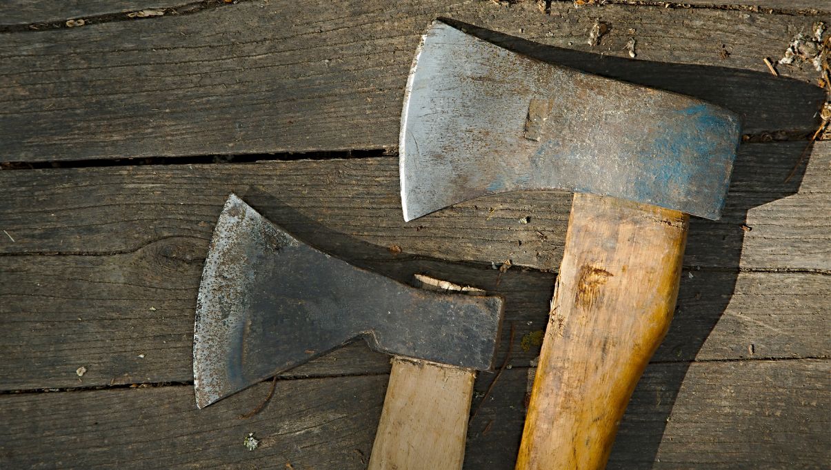 Hatchet vs Axe: Which Suits Your Task?